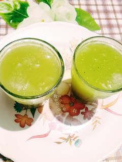 વરીયાળી શરબત (Variyali Sharbat Recipe In Gujarati) રેસીપી મુખ્ય ફોટો