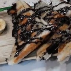 A picture of Chocolate sandwich.