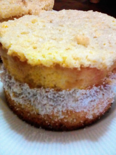 Una foto de Torta de limón cocada 🍋🥥¯\_(ツ)
