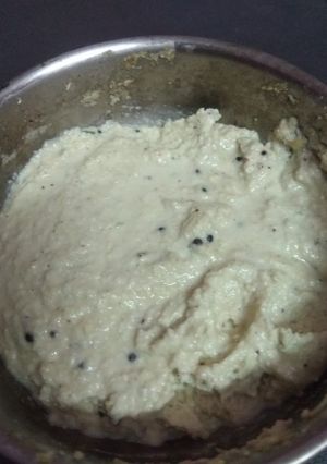 A picture of Coconut chutney.