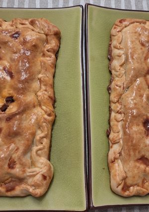 Una foto de Duelo de empanadas mar y montaña