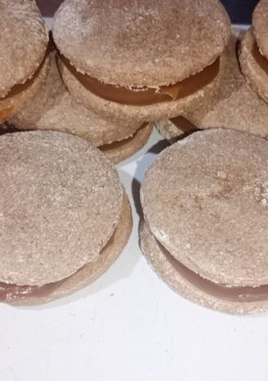 Una foto de Alfajores Integrales de Chocolate