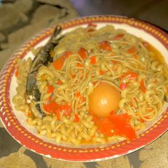 A picture of Macaroni el spaghetti.