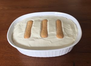 Una foto de Postre de limón fácil