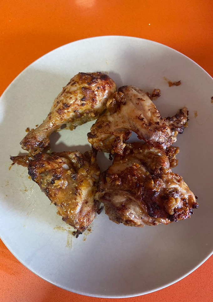 Una foto de Alitas de pollo Mongolia en air fryer