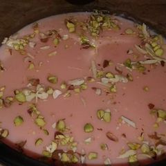 A picture of Strawberry nuts custered.