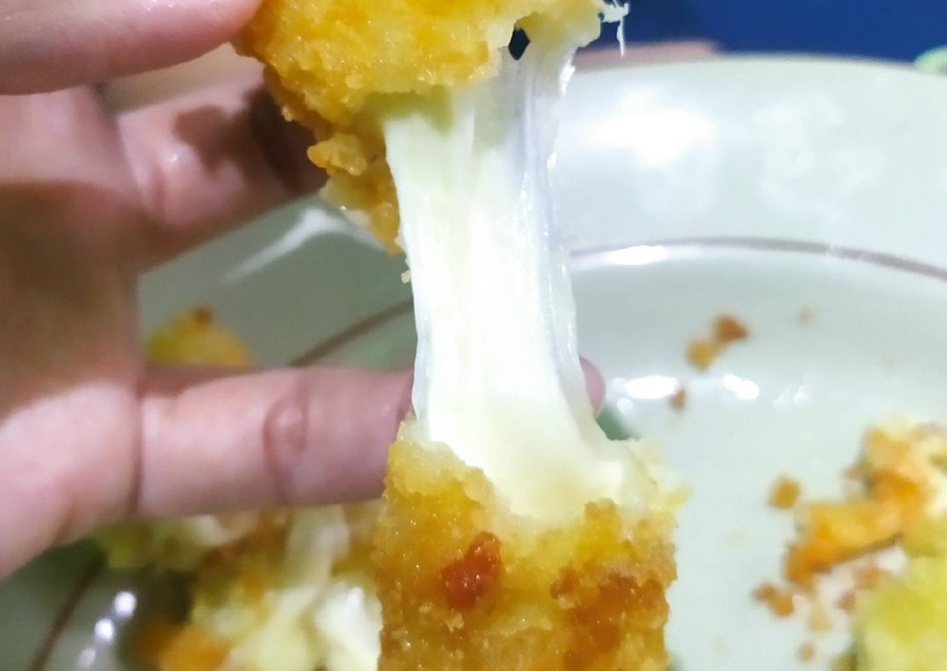 Mozarella sticks goreng