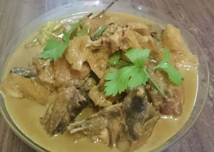 Semur ayam tahu kecap santan