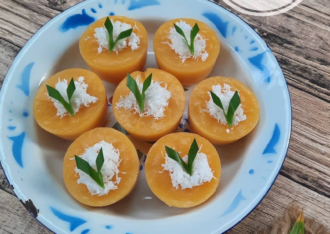 Kue Lumpang Labu Kuning