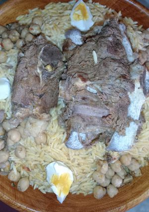 صورة لوصفة تليتلي باللحم مرقة حمراء😋