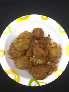 A picture of Yam balls.