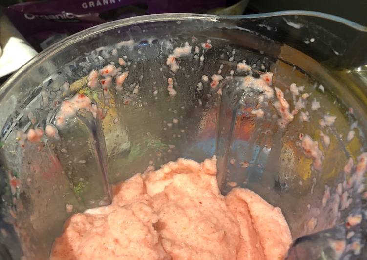 Steps to Prepare Quick Strawberry yoghurt slushee