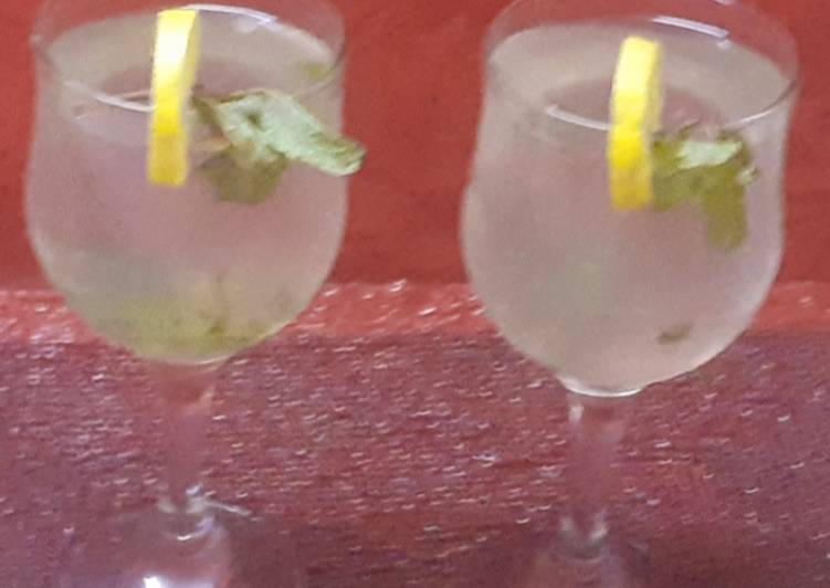 Recipe of Homemade Mint mojito