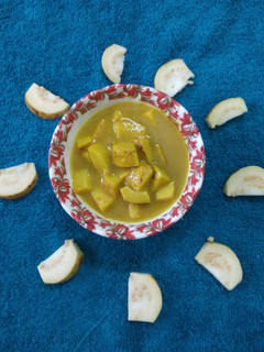જામફળ નું શાક (Jamfal Sabji Recipe In Gujarati) રેસીપી મુખ્ય ફોટો