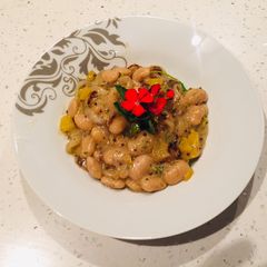 A picture of Creamy Butter Beans.