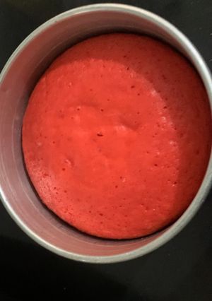 A picture of Red velvet eggless cake.