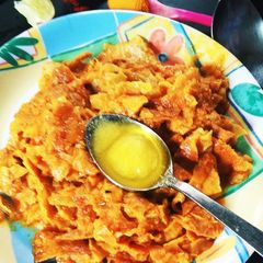 A picture of Spicy watery khakhra.