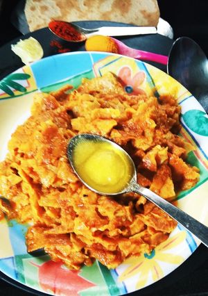 A picture of Spicy watery khakhra.