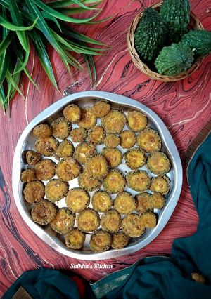 মুচমুচে করলা ভাজি রেসিপির প্রধান ছবি