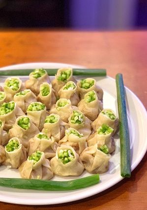 A picture of Hot and Cold Peking Duck Dumplings.