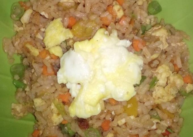 Resep Nasi Goreng Sajiku Rasa Pedas Oleh Hobimakan Cookpad