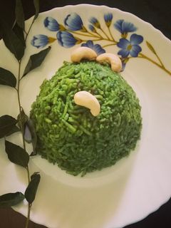 A picture of Green thai rice.