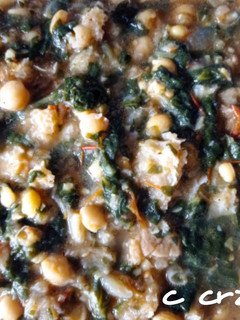 Una foto de Garbanzos con espinacas