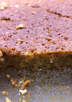 Una foto de Bizcochuelo simple de avena y naranja