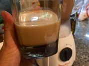 Una foto de licor de crema