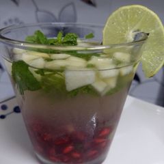 Fruit mint lemonade A picture of Fruit mint lemonade.