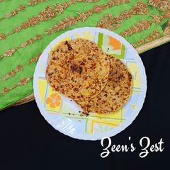 A picture of Meetha Parathas (with Split Milk Kalakand).