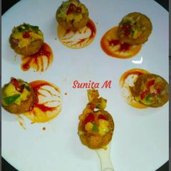 A picture of Golgappe Pizza Bites.