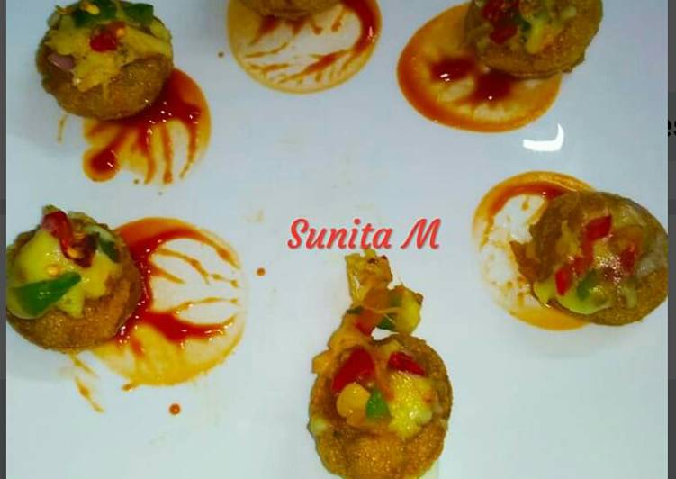 Steps to Make Quick Golgappe Pizza Bites