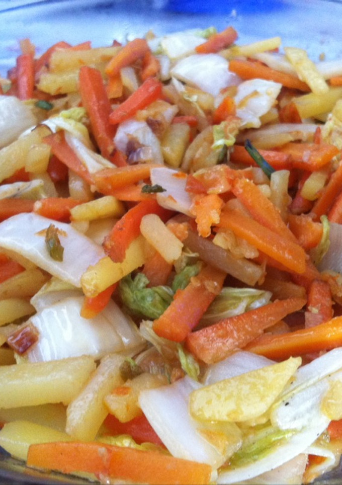 Foto resep Tumis sayur simple (sawi, wortel, kentang)