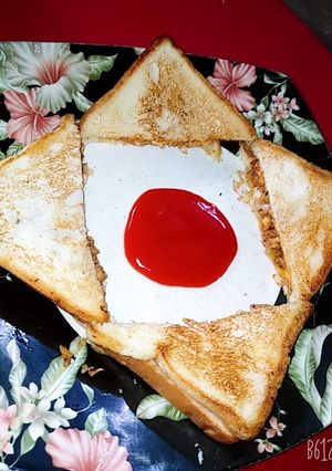A picture of Chicken sandwich (for breakfast).
