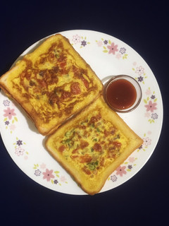 A picture of Cheesy Egg Toast.