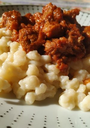 Sertéspörkölt nokedlivel 🍛 recept fotója
