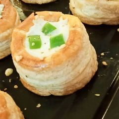 Chicken Vol-Au-Vents A picture of Chicken Vol-Au-Vents.
