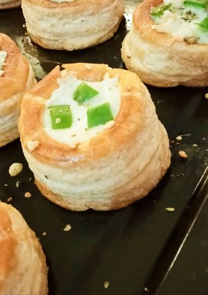 A picture of Chicken Vol-Au-Vents.