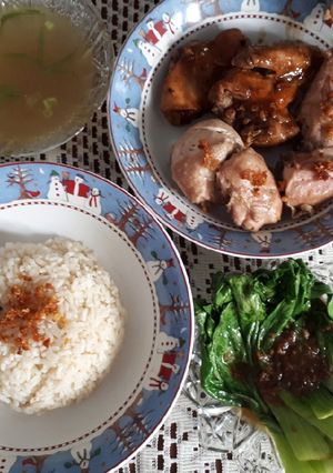 Foto resep Nasi Ayam Hainam // Tumis pakcoy 🍛