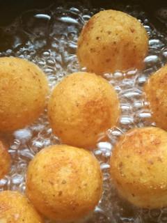 Una foto de Bombas de papas