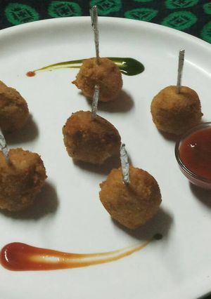 A picture of Aloo lollipop.