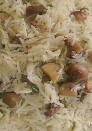 صورة لوصفة أرز بالفطر