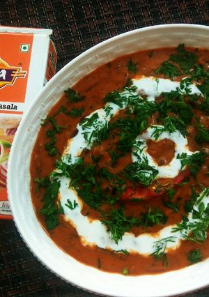A picture of Daal makhni.