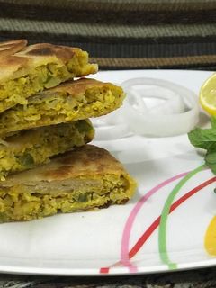 A picture of Egg Mughlai Paratha.