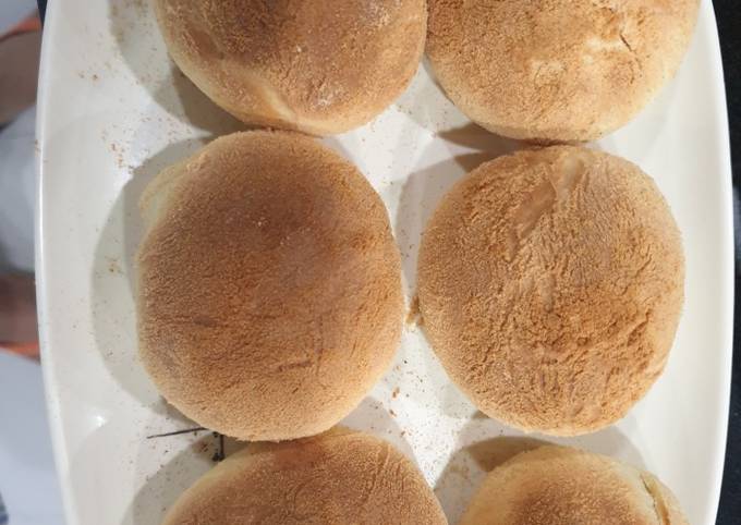 Caca's Fluffy Pandesal