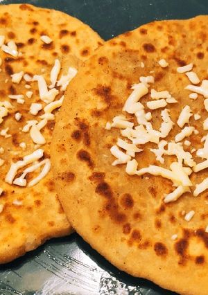 A picture of Stuffed Aloo Cheese Paratha 🧀🥔.