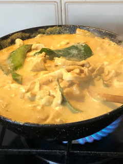 Una foto de Pollo al curry