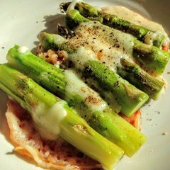 A picture of Asparagus with Ham & Cheese.