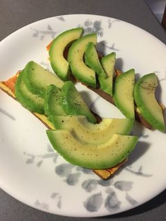 Una foto de Desayuno fit (aguacate y boniato)